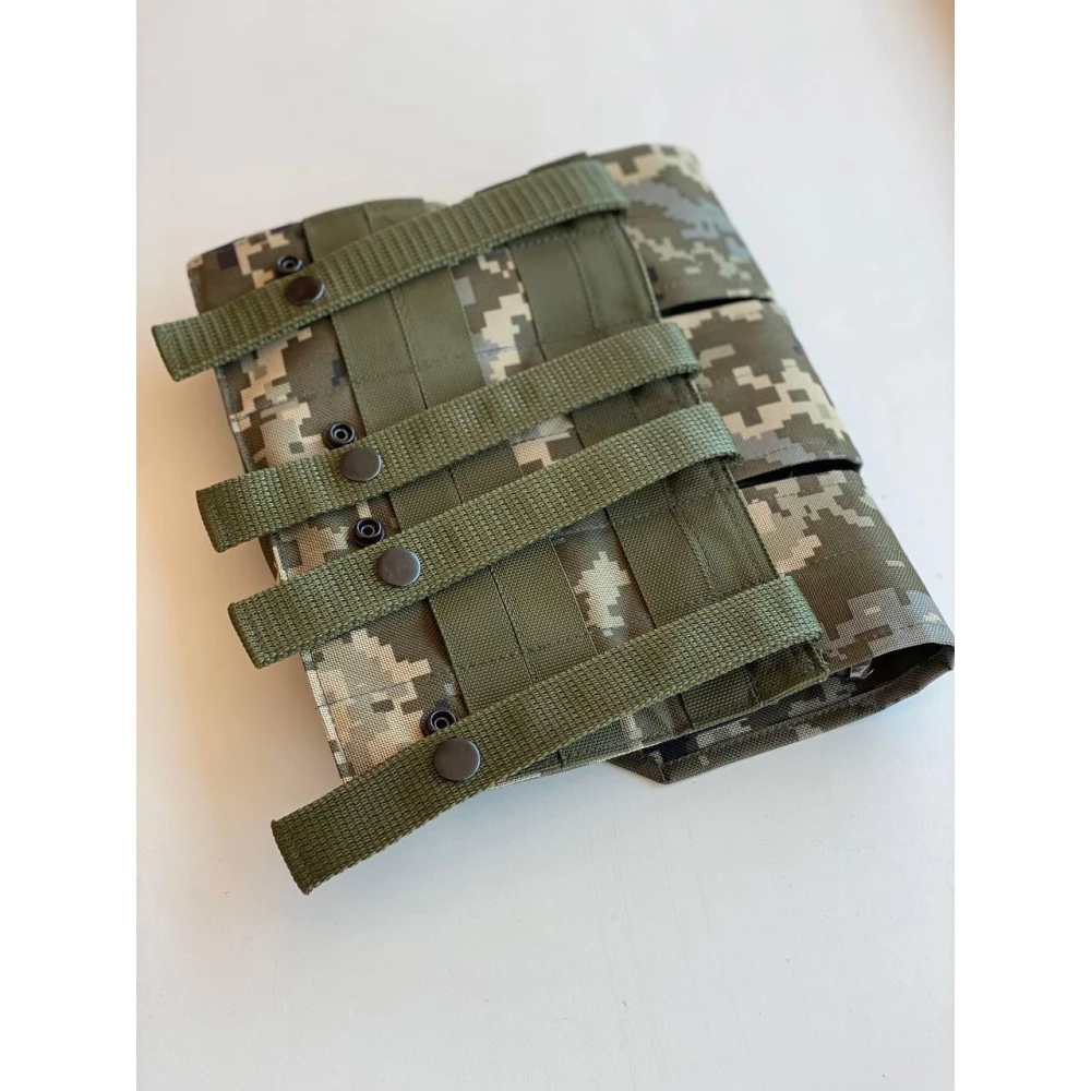 Подсумок тройной для магазинов АК закрытый с MOLLE на кнопках(Пиксель)(Мультикам)(Олива)