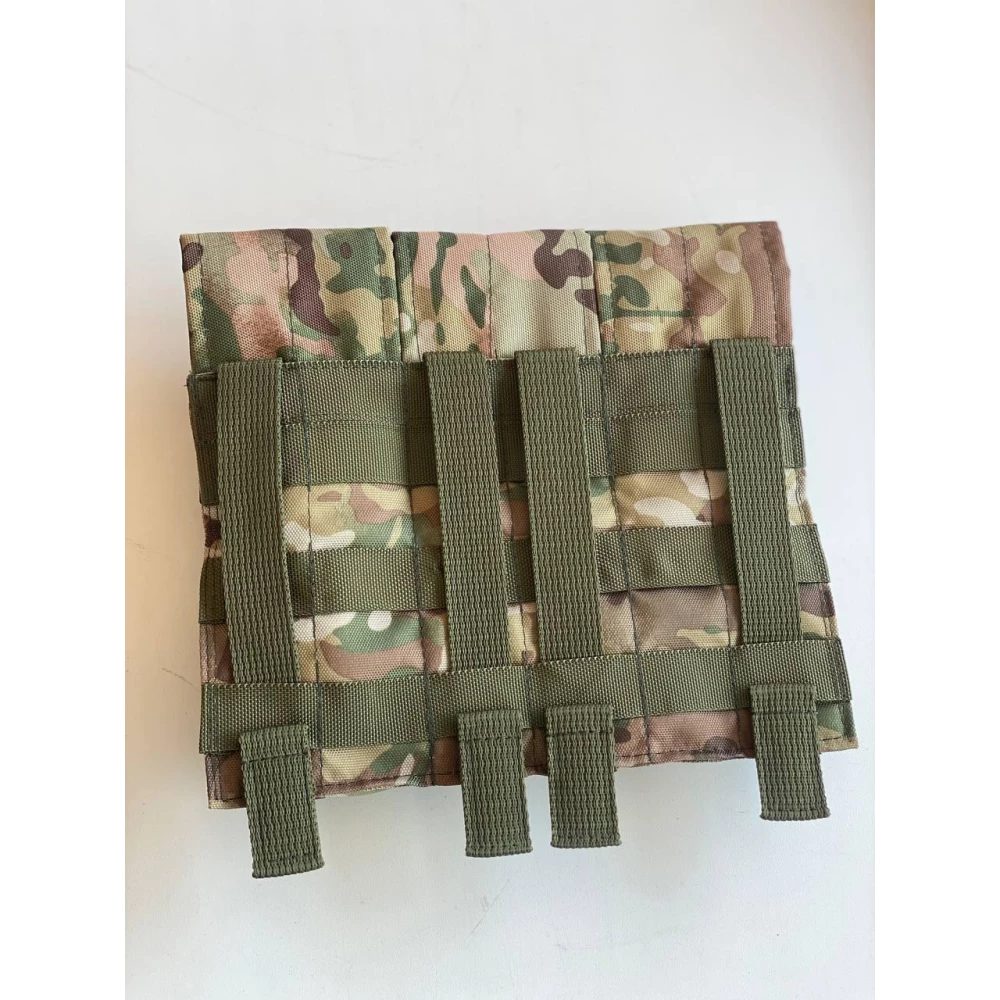Подсумок тройной для магазинов АК закрытый с MOLLE(Пиксель)(Олива)(Мультикам)